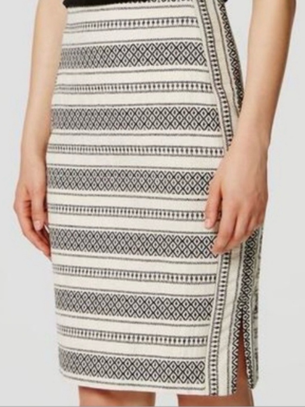 LOFT Black and White Striped Pattern Pencil Skirt